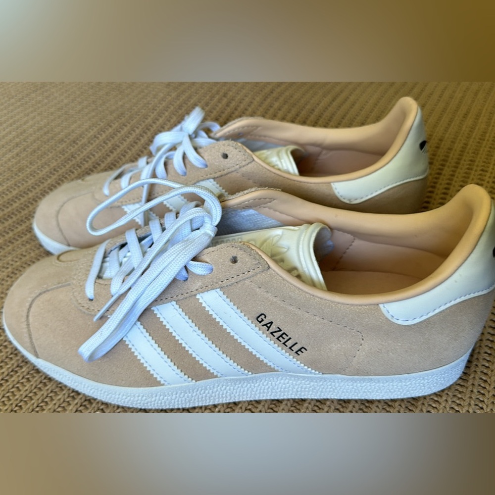 New. Never worn. Gazelle Adidas. Pink sneakers.